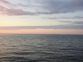 Barwy nieba po zachodzie słońca nad Bałtykiem. 